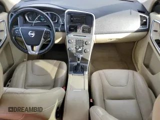 2015 Volvo XC60 T5 Drive-E Premier Plus with VIN YV440MDC0F2597304, listed as a Copart auction lot 42989465 with 105,134 mi miles and Salvage Title. Bid and sale history available at carsss.com. Image 8.