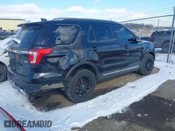 2016 Ford Explorer XLT with VIN 1FM5K8DH4GGD07070, listed as a IAAI auction lot 41523004 with 119,520 mi miles and . Bid and sale history available at DreamBid. Image 4.