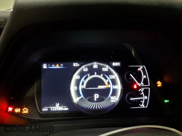 2019 Lexus UX 200 with VIN JTHY3JBH2K2019447, listed as a Copart auction lot 60448565 with 122,586 mi miles and Salvage title. Bid and sale history available at DreamBid. Image 9.