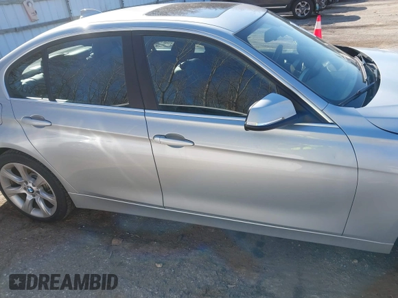 2015 BMW 3 Series 320i xDrive with VIN WBA3C3G54FNS73295, listed as a IAAI auction lot 41749401 with 101,357 mi miles and . Bid and sale history available at DreamBid. Image 13.