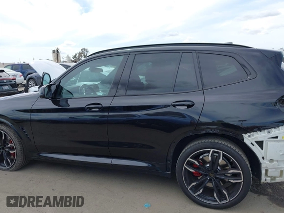 2022 BMW X3 M40i with VIN 5UX83DP01N9N28817, listed as a IAAI auction lot 41939093 with 19,011 mi miles. Bid and sale history available at carsss.com. Image 15.