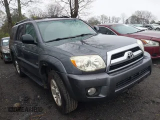 2006 Toyota 4Runner SR5 with VIN JTEZU14R860082297, listed as a IAAI auction lot 41872492 with 297,096 mi miles and . Bid and sale history available at DreamBid. Image 1.