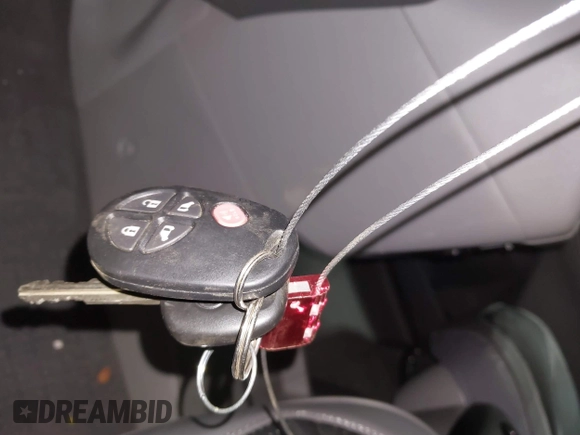 2019 Toyota Sienna LE Auto Access Seat with VIN 5TDKZ3DCXKS012628, listed as a IAAI auction lot 41666314 with 72,428 mi miles and . Bid and sale history available at DreamBid. Image 11.