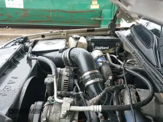 2004 Chevrolet Silverado 2500HD LS with VIN 1GCHK29174E134422, listed as a IAAI auction lot 41728971 with 265,130 mi miles and . Bid and sale history available at DreamBid. Image 19.