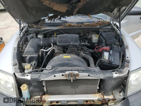 2006 Dodge Dakota ST z VIN 1D7HE22K56S580539, wystawiony jako Copart lot #60862435 z przebiegiem 159 804 mil mil oraz Czysty tytuł • Clean title. Historia ofert i sprzedaży dostępna na DreamBid. Obrazek 11.