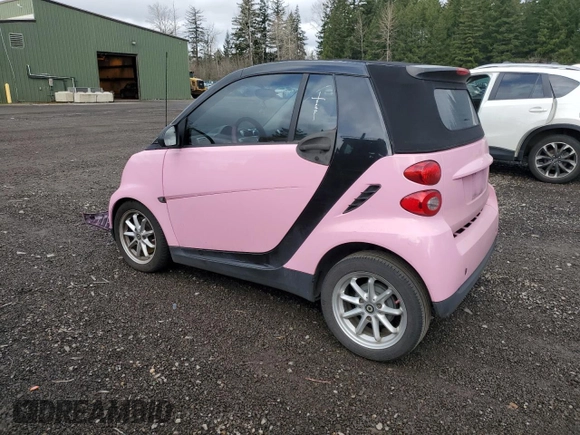 2009 Smart fortwo Passion z VIN WMEEK31X99K260414, wystawiony jako Copart lot #48318765 z przebiegiem 102 467 mil mil oraz Szkoda całkowita • Salvage title. Historia ofert i sprzedaży dostępna na DreamBid. Obrazek 2.