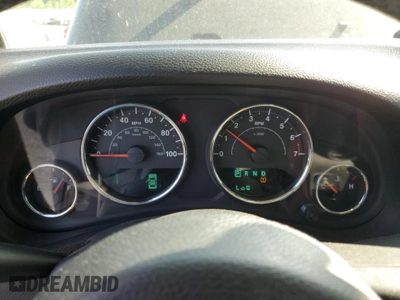 2012 Jeep Wrangler Sahara z VIN 1C4AJWBG6CL236704, wystawiony jako Copart lot #55099555 z przebiegiem 102 180 mil mil oraz Szkoda całkowita • Salvage title. Historia ofert i sprzedaży dostępna na DreamBid. Obrazek 9.