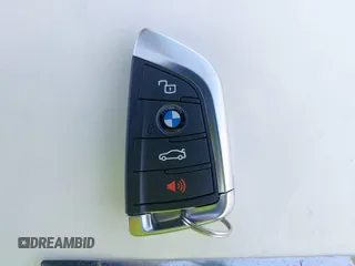 2023 BMW 4 Series z VIN WBS63AZ00PCL29096, wystawiony jako IAAI lot #41944007 z przebiegiem 2 988 mil mil oraz . Historia ofert i sprzedaży dostępna na DreamBid. Obrazek 11.