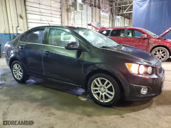 2013 Chevrolet Sonic LT with VIN 1G1JC5SHXD4120763, listed as a Copart auction lot 49495555 with 195,118 mi miles and Clean Title. Bid and sale history available at carsss.com. Image 4.