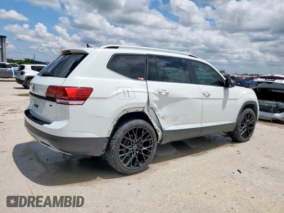 2018 Volkswagen Atlas SE with VIN 1V2CR2CA2JC569353, listed as a Copart auction lot 58377025 with 116,303 mi miles and Clean title. Bid and sale history available at DreamBid. Image 3.