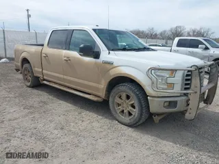 2015 Ford F-150 XLT w/HD Payload Pkg with VIN 1FTFW1EF3FFB70225, listed as a IAAI auction lot 41890185 with 169,564 mi miles. Bid and sale history available at carsss.com. Image 1.