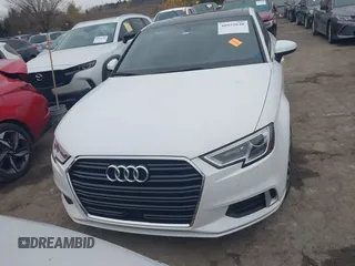 2019 Audi A3 Premium z VIN WAUAUGFF5K1014435, wystawiony jako IAAI lot #40952640 z przebiegiem 61 525 mil mil oraz . Historia ofert i sprzedaży dostępna na DreamBid. Obrazek 12.