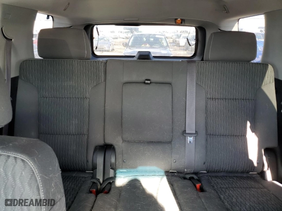 2015 Chevrolet Tahoe LS with VIN 1GNSKAKC4FR119942, listed as a Copart auction lot 46914065 with 117,085 mi miles and Clean Title. Bid and sale history available at carsss.com. Image 10.