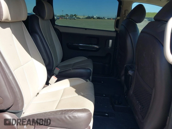 2016 Kia Sedona SX-L with VIN KNDME5C15G6083811, listed as a IAAI auction lot 41932863 with 124,218 mi miles. Bid and sale history available at carsss.com. Image 8.