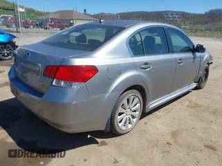 2011 Subaru Legacy 2.5i Ltd Pwr Moon with VIN 4S3BMBK68B3221986, listed as a IAAI auction lot 42057632 with 211,299 mi miles. Bid and sale history available at carsss.com. Image 4.