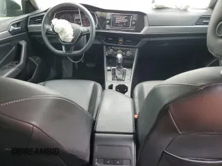 2020 Volkswagen Jetta S z VIN 3VWCB7BU5LM057812, wystawiony jako Copart lot #56272775 z przebiegiem 53 039 mil mil oraz Nie do naprawy • Non repairable. Historia ofert i sprzedaży dostępna na DreamBid. Obrazek 8.