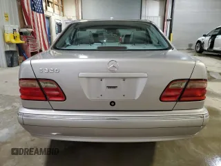 2002 Mercedes-Benz E-Class with VIN WDBJF65J52B497463, listed as a Copart auction lot 82372014 with 201,131 mi miles and Salvage Title. Bid and sale history available at carsss.com. Image 6.
