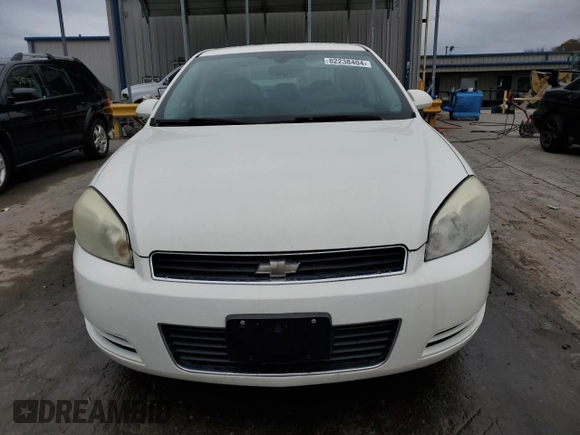 2008 Chevrolet Impala with VIN 2G1WS583789272393, listed as a Copart auction lot 82238404 with 194,548 mi miles and Salvage Title. Bid and sale history available at DreamBid. Image 5.