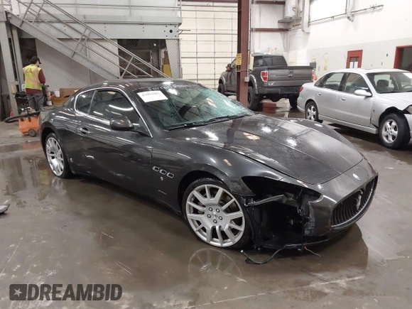 2009 Maserati GranTurismo с VIN ZAMKL45A790048595, выставлен на аукционе IAAI как лот 42094483 с пробегом 62 735 миль миль и . История ставок и продаж доступна на DreamBid. Изображение 1.