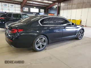 2021 BMW 5 Series 530i xDrive with VIN WBA13BJ09MWW98601, listed as a Copart auction lot 50370205 with 40,987 mi miles and Salvage Title. Bid and sale history available at carsss.com. Image 3.
