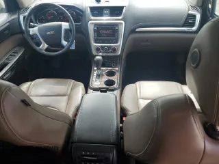 2017 GMC Acadia Limited z VIN 1GKKRSKD6HJ140879, wystawiony jako Copart lot #55217815 z przebiegiem 102 259 mil mil oraz Szkody całkowita. Historia ofert i sprzedaży dostępna na DreamBid. Obrazek 8.