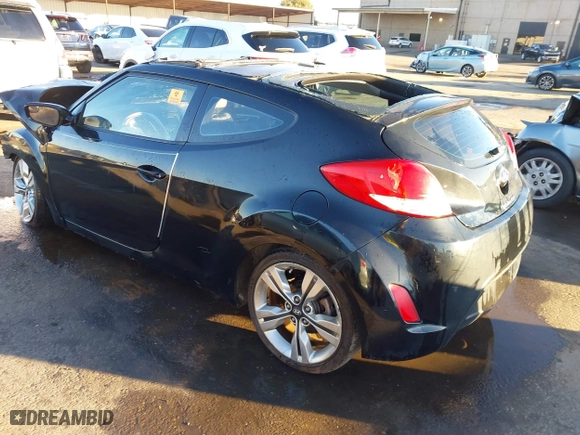 2014 Hyundai Veloster with VIN KMHTC6AD3EU184600, listed as a IAAI auction lot 41300088 with 1 mi miles. Bid and sale history available at carsss.com. Image 3.