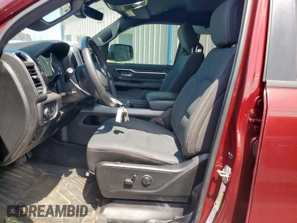 2024 Ram 1500 Lone Star z VIN 1C6SRFFTXRN173566, wystawiony jako Copart lot #59882165 z przebiegiem 27 037 mil mil oraz Szkoda całkowita • Salvage title. Historia ofert i sprzedaży dostępna na DreamBid. Obrazek 7.