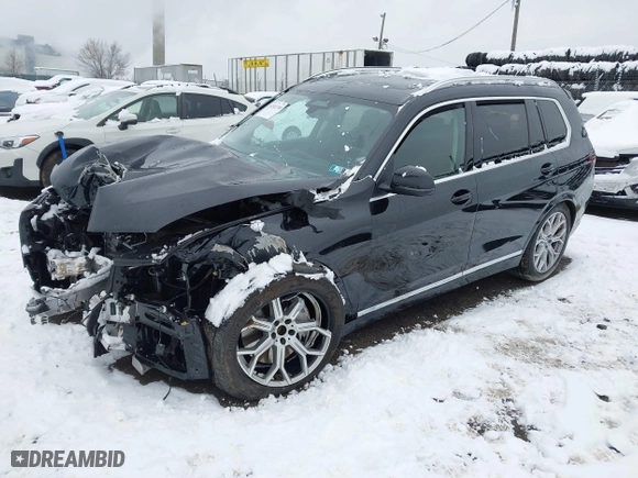 2023 BMW X7 xDrive40i with VIN 5UX23EM02P9P75041, listed as a IAAI auction lot 41563740 with 1 mi miles. Bid and sale history available at carsss.com. Image 2.
