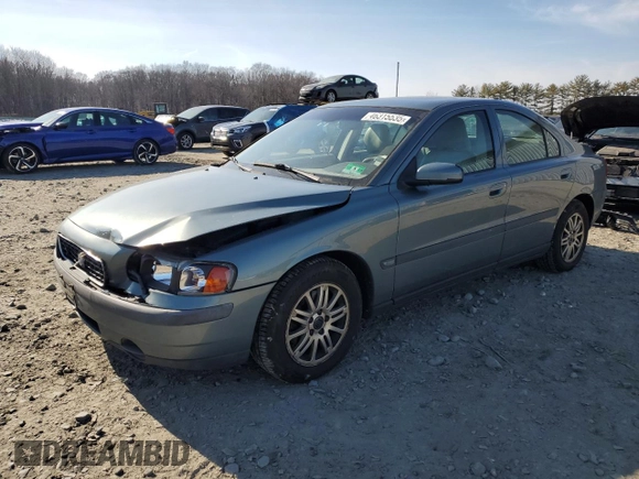 2004 Volvo S60 with VIN YV1RS61T642348189, listed as a Copart auction lot 46315535 with 209,536 mi miles and Salvage Title. Bid and sale history available at carsss.com. Image 1.