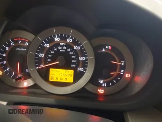 2008 Toyota RAV4 with VIN JTMBD33V985153917, listed as a IAAI auction lot 41690762 with 175,408 mi miles. Bid and sale history available at carsss.com. Image 7.