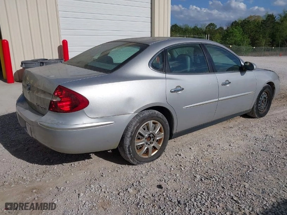 2005 Buick LaCrosse CX with VIN 2G4WC532051224856, listed as a IAAI auction lot 41976768 with 163,525 mi miles. Bid and sale history available at carsss.com. Image 4.