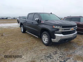 2021 Chevrolet Silverado 1500 LT with VIN 3GCUYDED2MG234431, listed as a IAAI auction lot 40533055 with 61,510 mi miles. Bid and sale history available at carsss.com. Image 1.