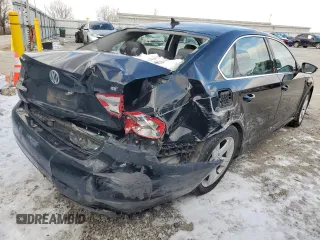 2012 Volkswagen Passat SE with VIN 1VWBH7A35CC047429, listed as a Copart auction lot 45800395 with 221,051 mi miles and Non Repairable. Bid and sale history available at carsss.com. Image 3.