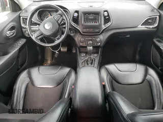 2020 Jeep Cherokee Latitude Plus with VIN 1C4PJMLB3LD603179, listed as a Copart auction lot 56113904 with 61,624 mi miles and Salvage title. Bid and sale history available at DreamBid. Image 8.
