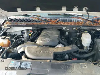 2005 Chevrolet Tahoe LS с VIN 1GNEK13T35J196245, выставлен на аукционе IAAI как лот 42131331 с пробегом 316 396 миль миль и . История ставок и продаж доступна на DreamBid. Изображение 12.