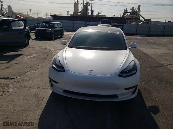 2019 Tesla Model 3 Mid Range with VIN 5YJ3E1EAXKF426451, listed as a Copart auction lot 72082134 with 86,555 mi miles and Salvage Title. Bid and sale history available at carsss.com. Image 10.