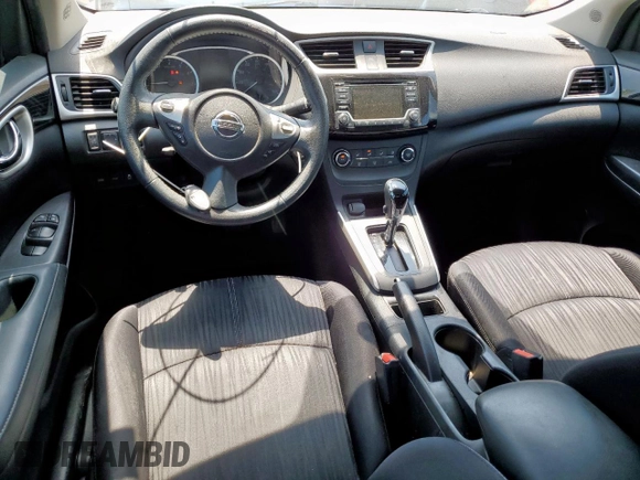 2017 Nissan Sentra SV z VIN 3N1AB7AP9HY213777, wystawiony jako Copart lot #53172795 z przebiegiem 86 088 mil mil oraz Szkoda całkowita • Salvage title. Historia ofert i sprzedaży dostępna na DreamBid. Obrazek 8.
