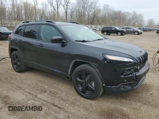 2015 Jeep Cherokee Latitude z VIN 1C4PJMCS7FW788636, wystawiony jako Copart lot #54398335 z przebiegiem 70 304 mil mil oraz Czysty tytuł • Clean title. Historia ofert i sprzedaży dostępna na DreamBid. Obrazek 4.
