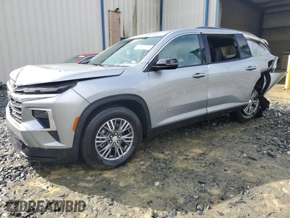 2025 Chevrolet Traverse FWD LT with VIN 1GNERGRS9SJ155904, listed as a Copart auction lot 55755085 with 7,715 mi miles and Salvage title. Bid and sale history available at DreamBid. Image 1.