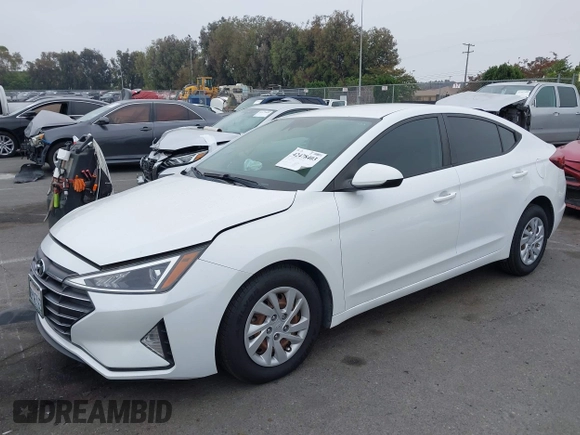 2020 Hyundai Elantra SE z VIN 5NPD74LF6LH508453, wystawiony jako IAAI lot #42478403 z przebiegiem 28 581 mil mil oraz . Historia ofert i sprzedaży dostępna na DreamBid. Obrazek 2.