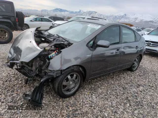 2008 Toyota Prius with VIN JTDKB20U583301732, listed as a Copart auction lot 43253235 with 186,292 mi miles and Salvage Title. Bid and sale history available at DreamBid. Image 1.