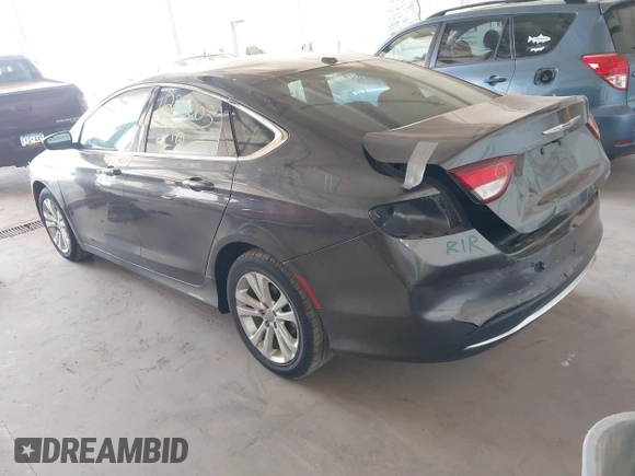 2015 Chrysler 200 Limited z VIN 1C3CCCAB7FN564539, wystawiony jako IAAI lot #42218003 z przebiegiem 110 084 mil mil oraz . Historia ofert i sprzedaży dostępna na DreamBid. Obrazek 3.