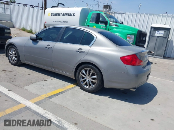 2007 Infiniti G35 Journey with VIN JNKBV61E97M729946, listed as a IAAI auction lot 42161256 with 186,862 mi miles and . Bid and sale history available at carsss.com. Image 3.
