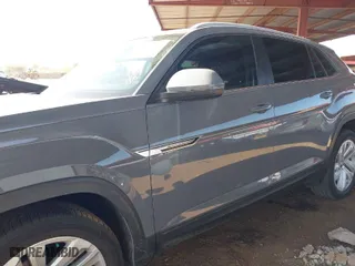 2020 Volkswagen Atlas Cross Sport 3.6L V6 SE w/Technology with VIN 1V2YE2CA5LC213838, listed as a IAAI auction lot 41294557 with 60,844 mi miles. Bid and sale history available at carsss.com. Image 14.