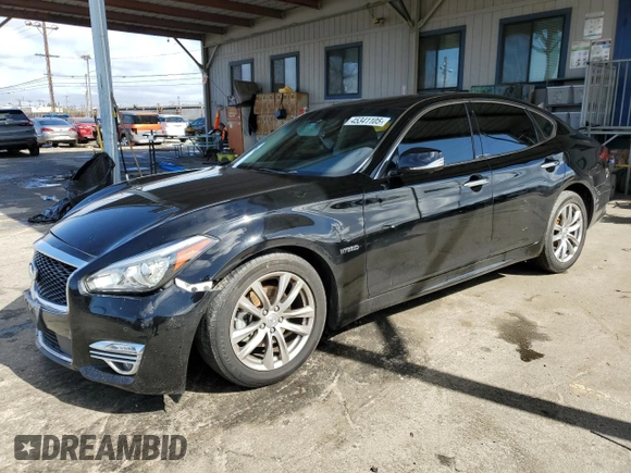 2015 Infiniti Q70 with VIN JN1EY1AP9FM510013, listed as a Copart auction lot 45341105 with 92,255 mi miles and Salvage title. Bid and sale history available at DreamBid. Image 1.