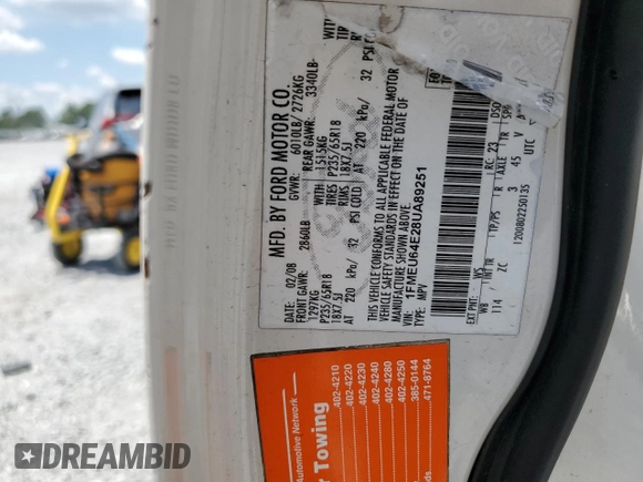 2008 Ford Explorer Eddie Bauer z VIN 1FMEU64E28UA89251, wystawiony jako Copart lot #61825355 z przebiegiem 183 055 mil mil oraz Szkoda całkowita • Salvage title. Historia ofert i sprzedaży dostępna na DreamBid. Obrazek 13.