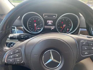 2017 Mercedes-Benz GLS 450 with VIN 4JGDF6EEXHA992401, listed as a Copart auction lot 55933055 with 107,035 mi miles and Clean Title. Bid and sale history available at DreamBid. Image 8.