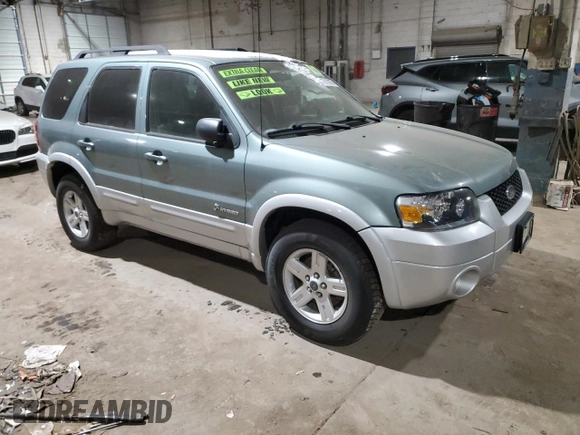 2007 Ford Escape Hybrid with VIN 1FMCU49H67KA75975, listed as a Copart auction lot 42016875 with 121,051 mi miles and Clean Title. Bid and sale history available at carsss.com. Image 4.