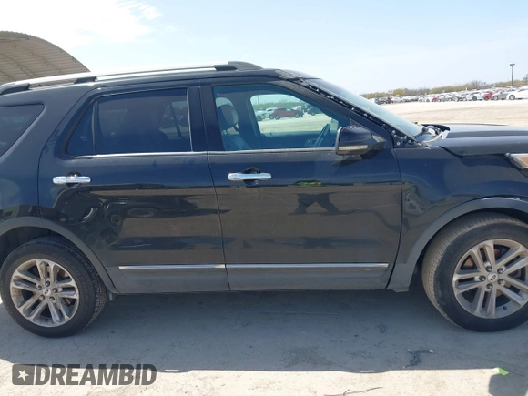 2012 Ford Explorer XLT z VIN 1FMHK7D97CGB04538, wystawiony jako IAAI lot #41749368 z przebiegiem 215 535 mil mil oraz . Historia ofert i sprzedaży dostępna na DreamBid. Obrazek 13.