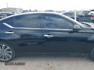 2023 Nissan Altima SL with VIN 1N4BL4EV1PN421210, listed as a IAAI auction lot 41700337 with 11,637 mi miles and . Bid and sale history available at DreamBid. Image 13.